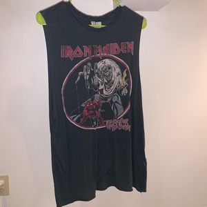 H&M “DIVIDED” Iron Maiden graphic muscle tee